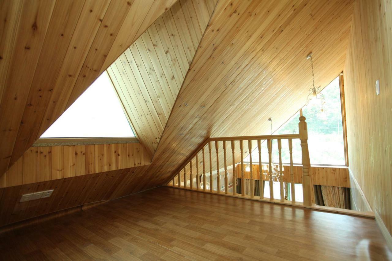 Villa Moon On The Cloud Yeongwol Exterior foto